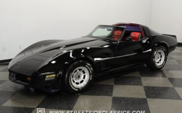 Chevrolet-Corvette-1981-Black-Black-ampamp-Red-5