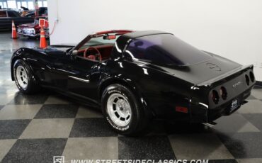 Chevrolet-Corvette-1981-Black-Black-ampamp-Red-6