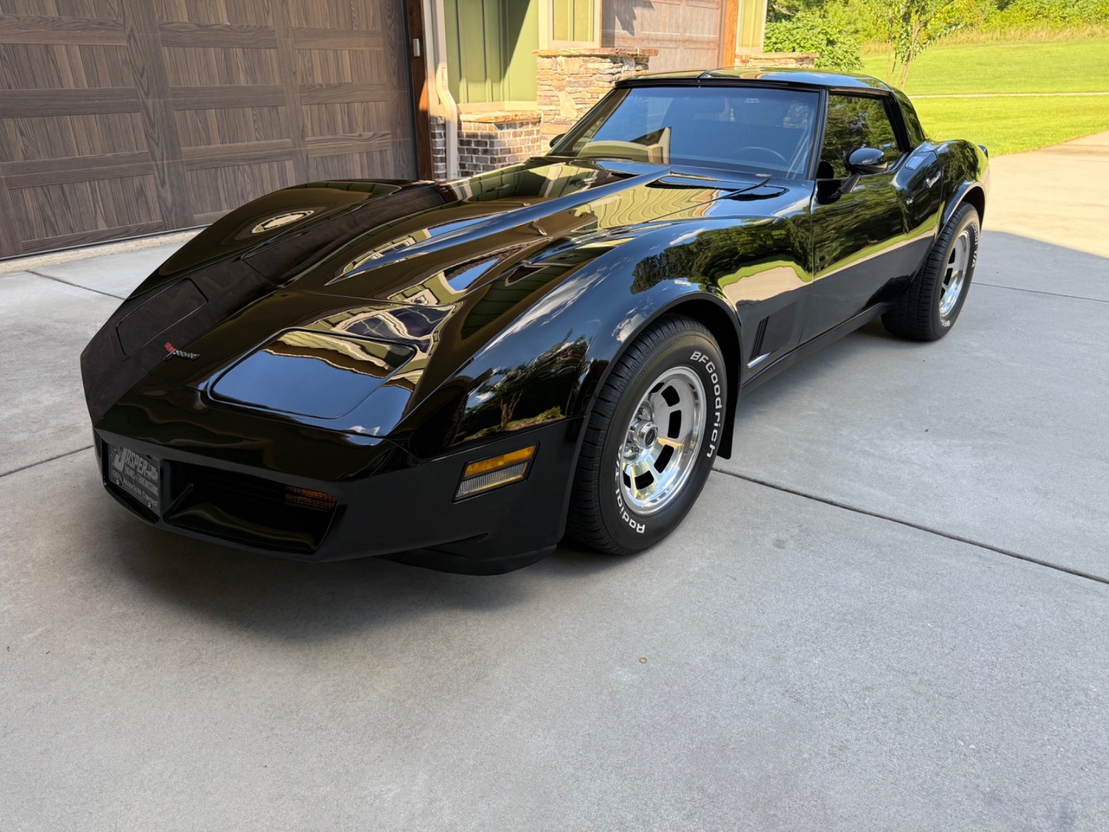 Chevrolet-Corvette-1981-Coupe-3