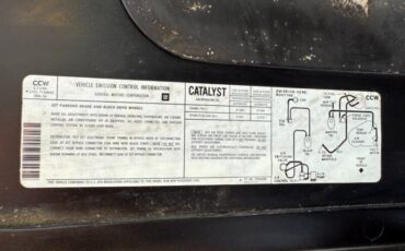 Chevrolet-Corvette-1982-Black-Black-37