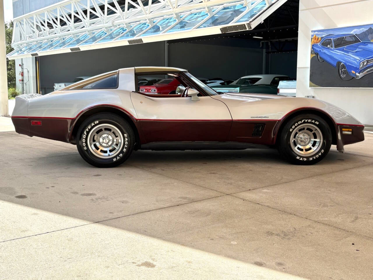 Chevrolet-Corvette-1982-Coupe-3