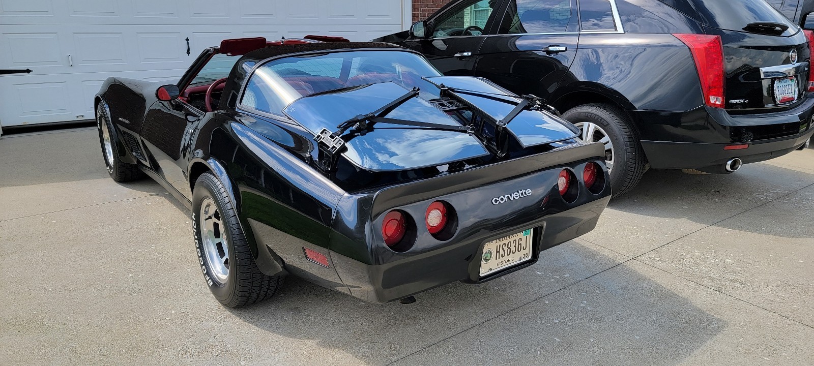 Chevrolet-Corvette-1982-Coupe-4