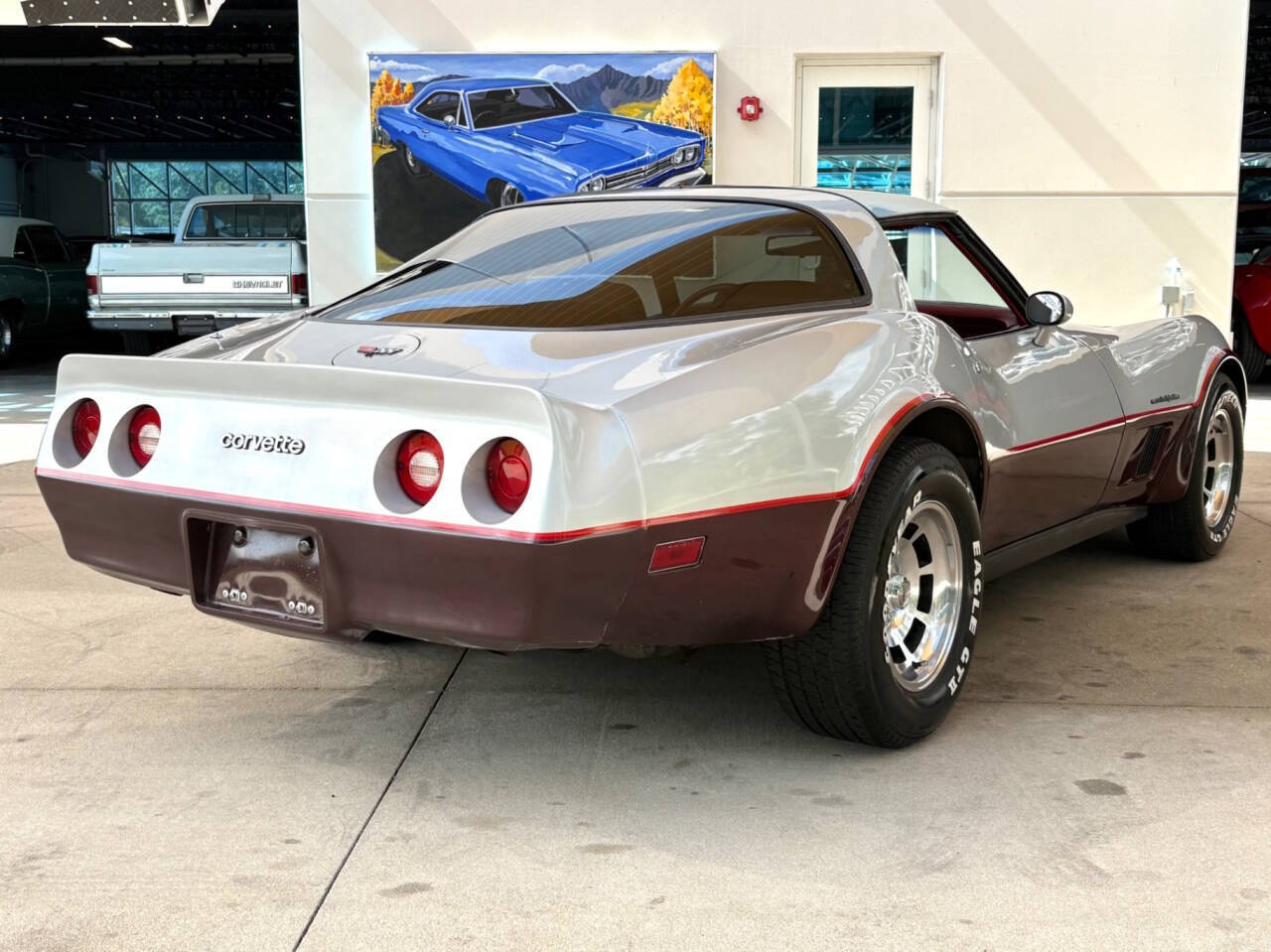 Chevrolet-Corvette-1982-Coupe-4