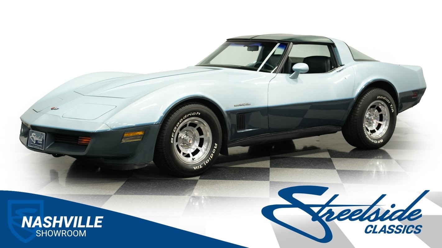 Chevrolet-Corvette-1982-Coupe