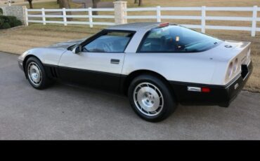 Chevrolet-Corvette-1986-10