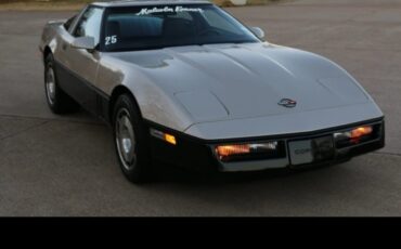 Chevrolet-Corvette-1986-4