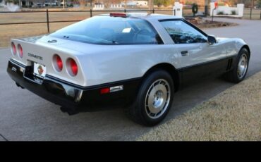Chevrolet-Corvette-1986-7