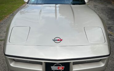 Chevrolet-Corvette-1986-Convertible-1