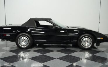 Chevrolet-Corvette-1986-Convertible-12