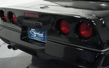 Chevrolet-Corvette-1986-Convertible-23