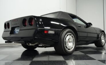 Chevrolet-Corvette-1986-Convertible-24