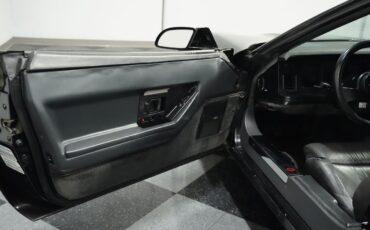 Chevrolet-Corvette-1986-Convertible-31