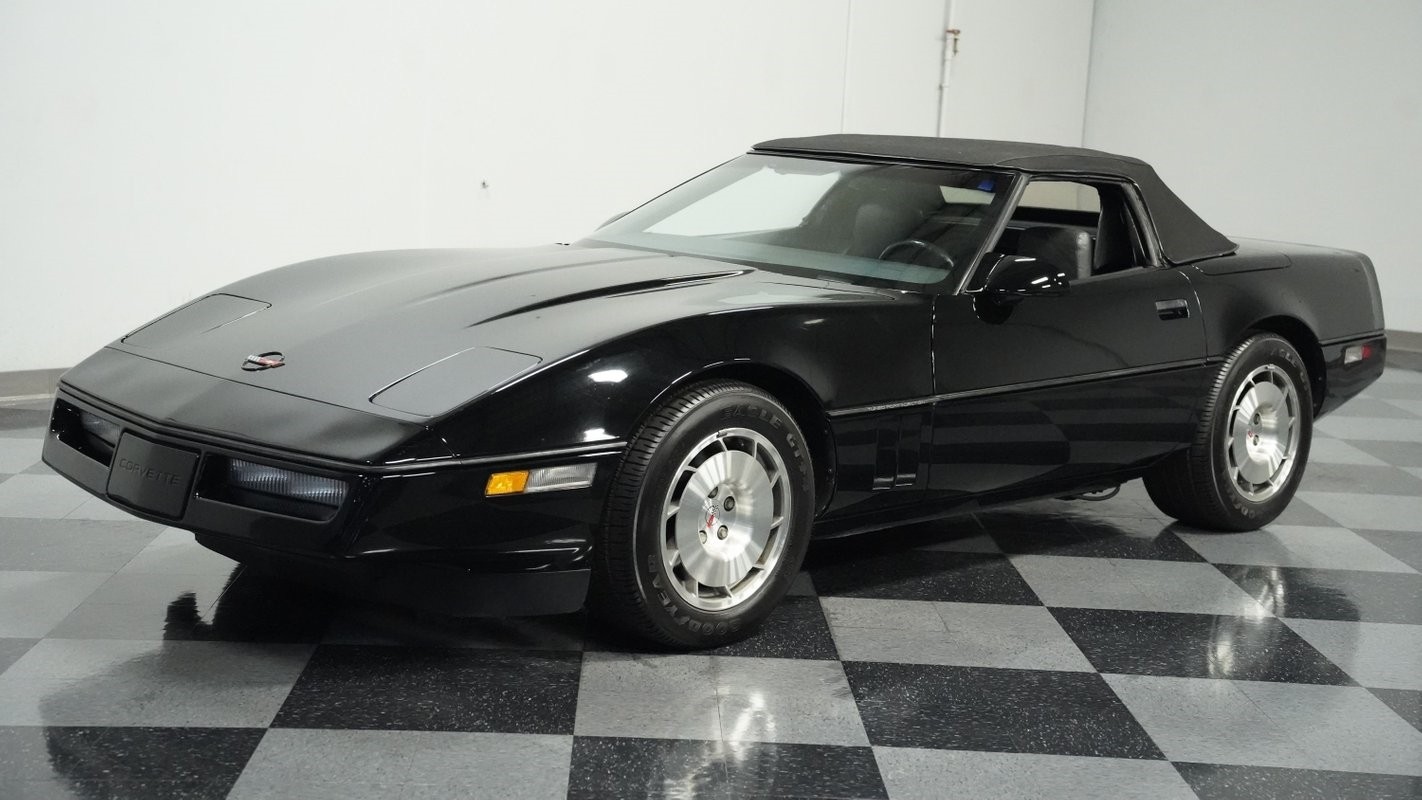Chevrolet-Corvette-1986-Convertible-6