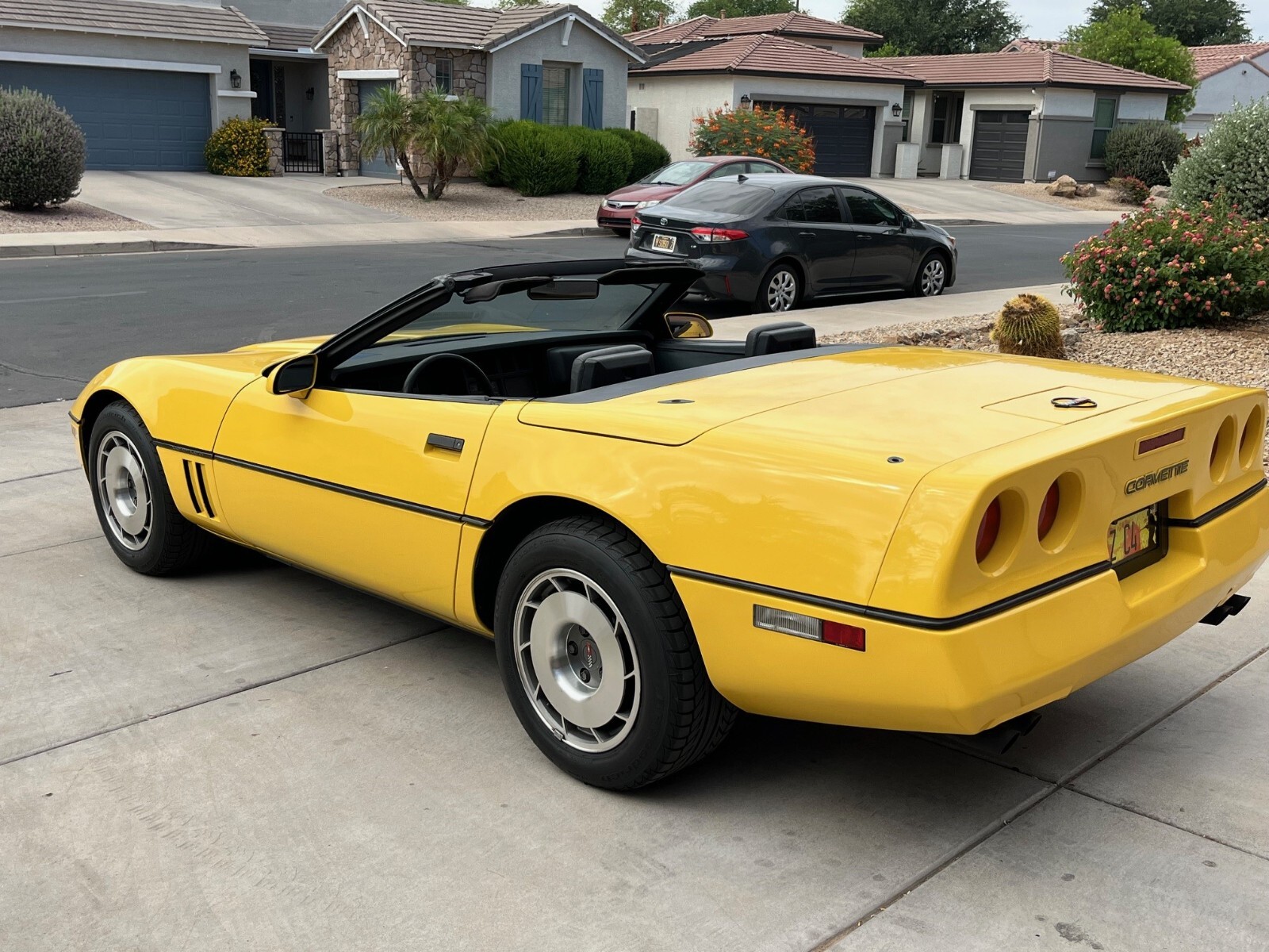 Chevrolet-Corvette-1987-Convertible-1