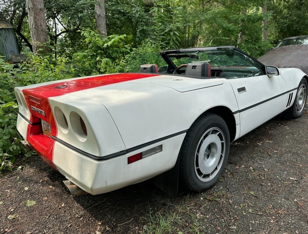 Chevrolet-Corvette-1987-Convertible-1