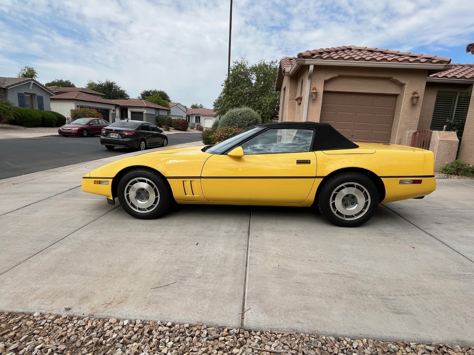 Chevrolet-Corvette-1987-Convertible-13