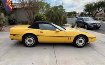 Chevrolet-Corvette-1987-Convertible-17