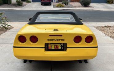 Chevrolet-Corvette-1987-Convertible-19
