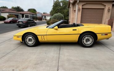 Chevrolet-Corvette-1987-Convertible-2