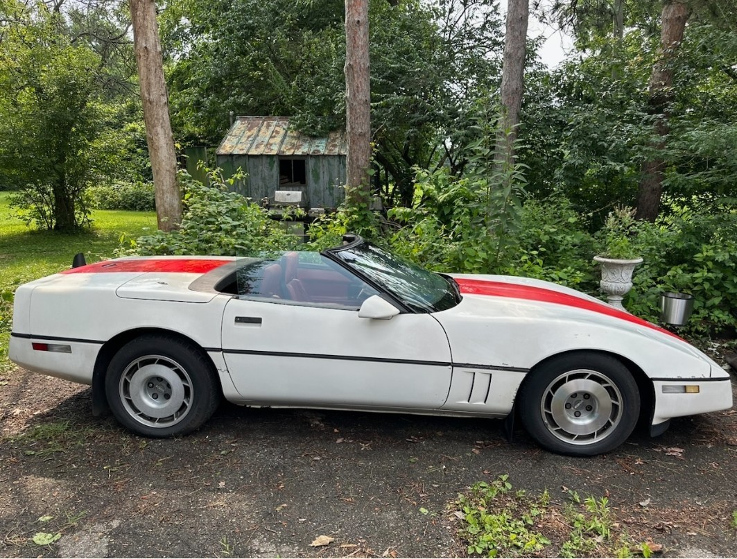 Chevrolet-Corvette-1987-Convertible-2