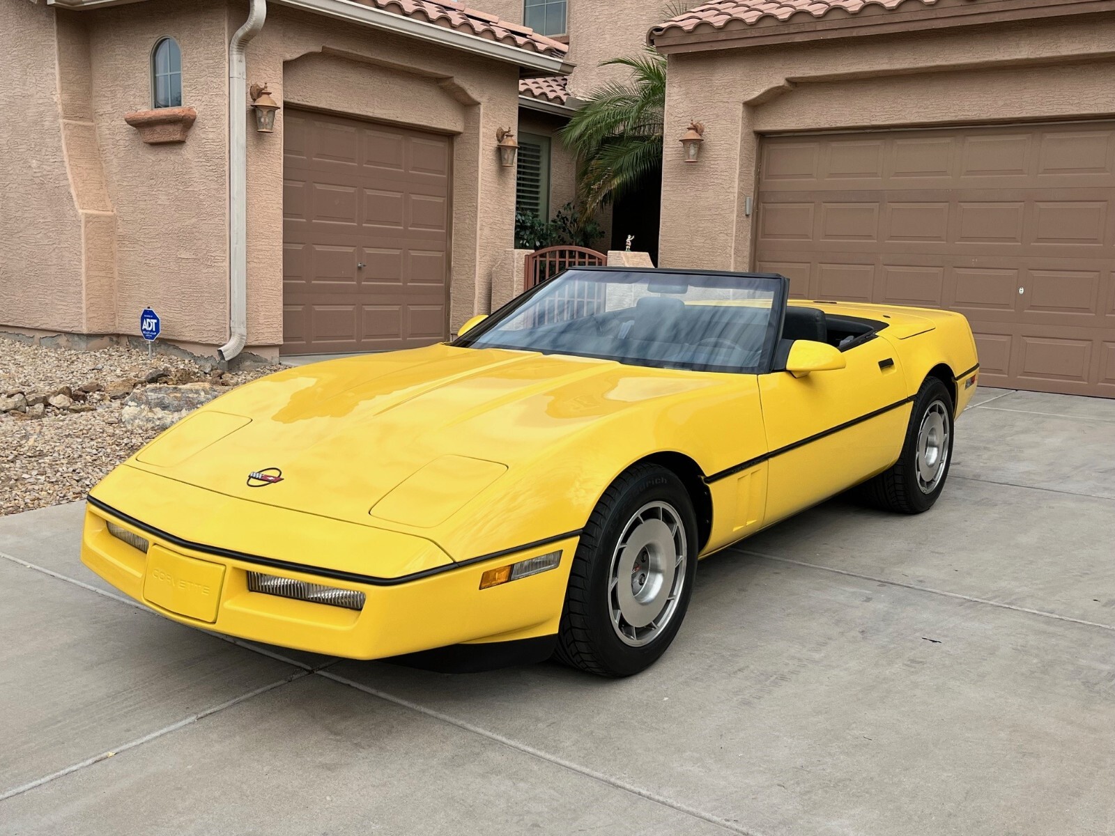 Chevrolet-Corvette-1987-Convertible