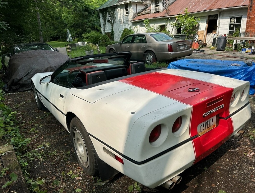 Chevrolet-Corvette-1987-Convertible-4