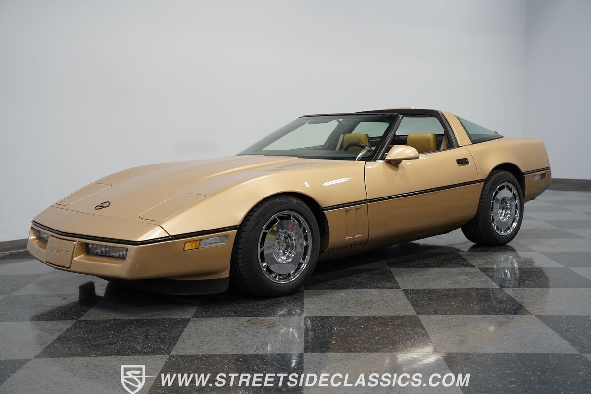 Chevrolet-Corvette-1987-Coupe-5