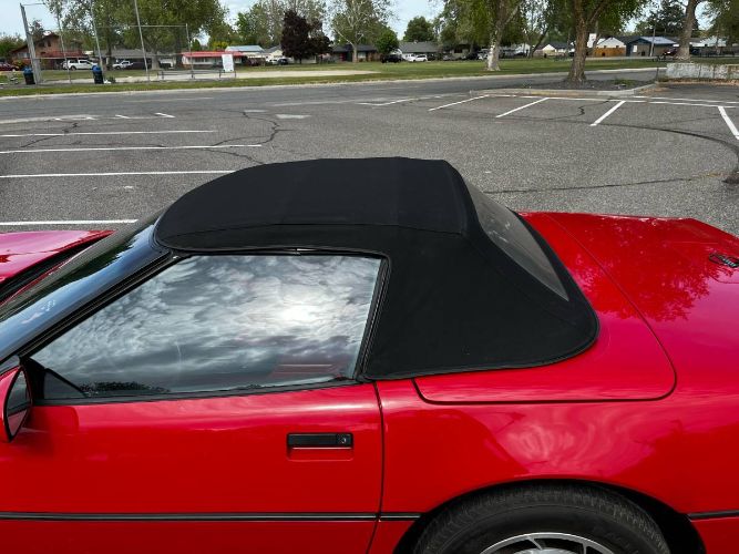 Chevrolet-Corvette-1987-RedBlackTop-Red-Leather-10
