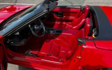 Chevrolet-Corvette-1987-RedBlackTop-Red-Leather-7