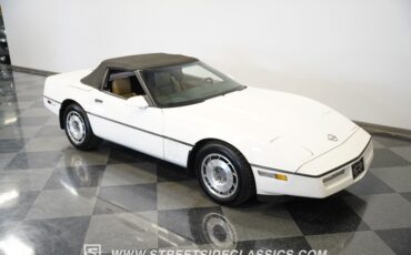 Chevrolet-Corvette-1987-White-Tan-19
