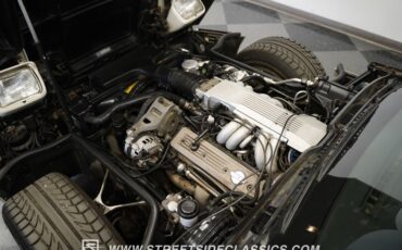 Chevrolet-Corvette-1987-White-Tan-39