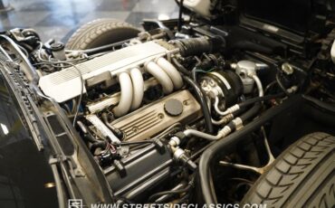 Chevrolet-Corvette-1987-White-Tan-43