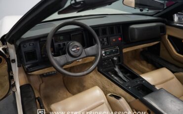Chevrolet-Corvette-1987-White-Tan-48