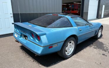 Chevrolet-Corvette-1988-4