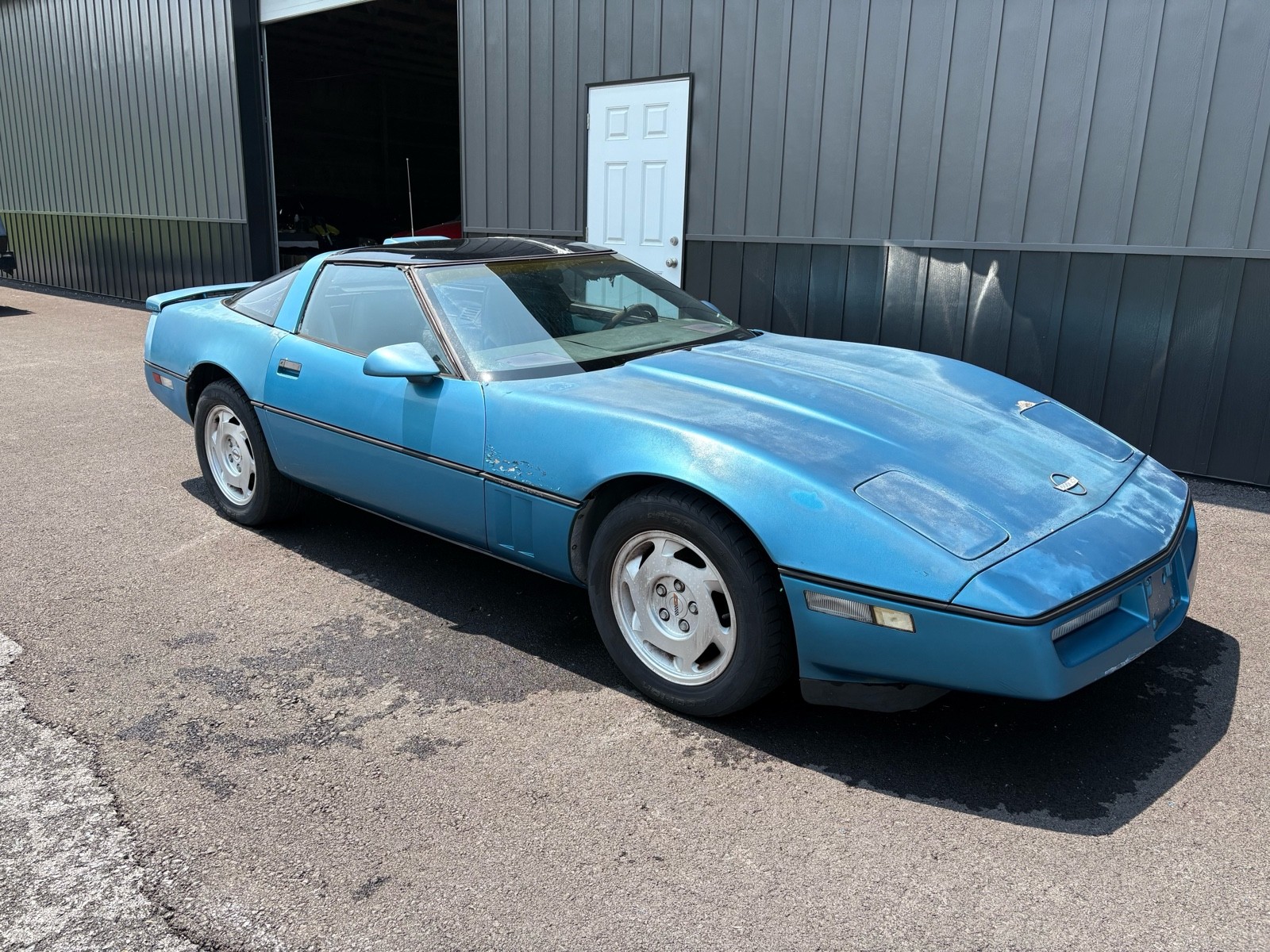 Chevrolet-Corvette-1988-6