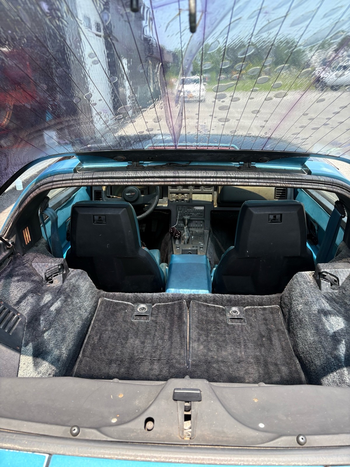 Chevrolet-Corvette-1988-9
