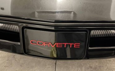 Chevrolet-Corvette-1989-14