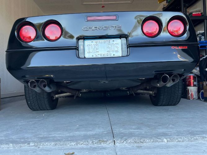 Chevrolet-Corvette-1989-15