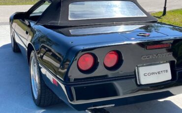 Chevrolet-Corvette-1989-2