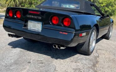 Chevrolet-Corvette-1989-8