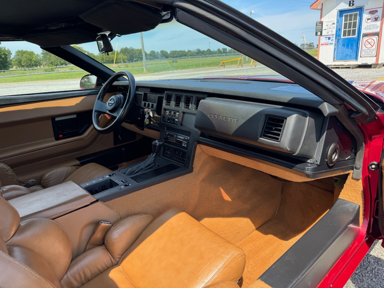 Chevrolet-Corvette-1989-Convertible-12