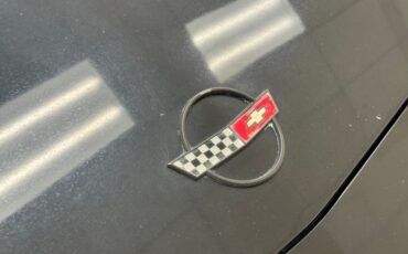 Chevrolet-Corvette-1990-Black-Black-10