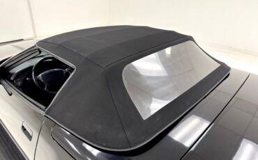 Chevrolet-Corvette-1990-Black-Black-16