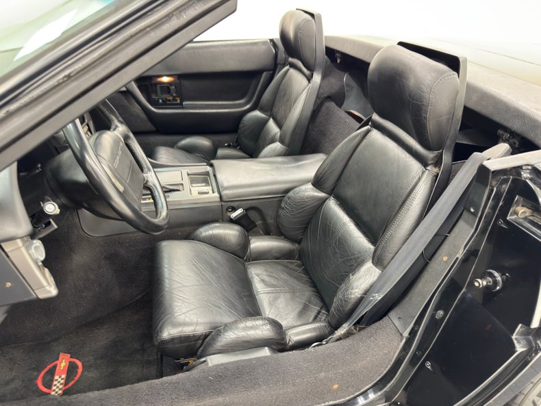 Chevrolet-Corvette-1990-Black-Black-27