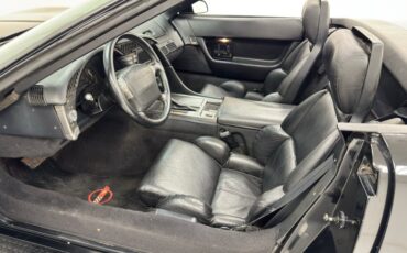 Chevrolet-Corvette-1990-Black-Black-28