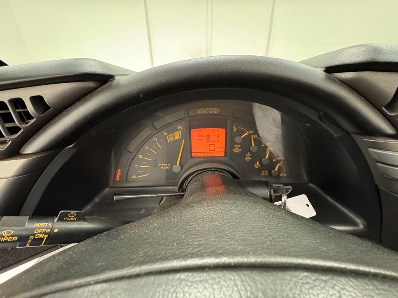 Chevrolet-Corvette-1990-Black-Black-34