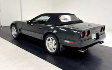 Chevrolet-Corvette-1990-Black-Black-4