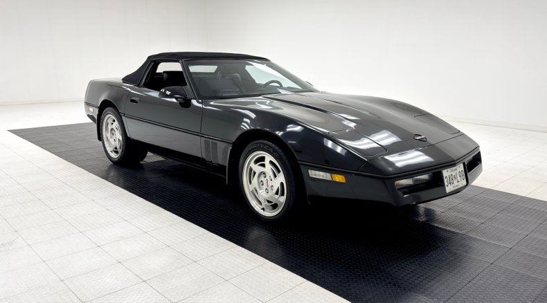 Chevrolet-Corvette-1990-Black-Black-8
