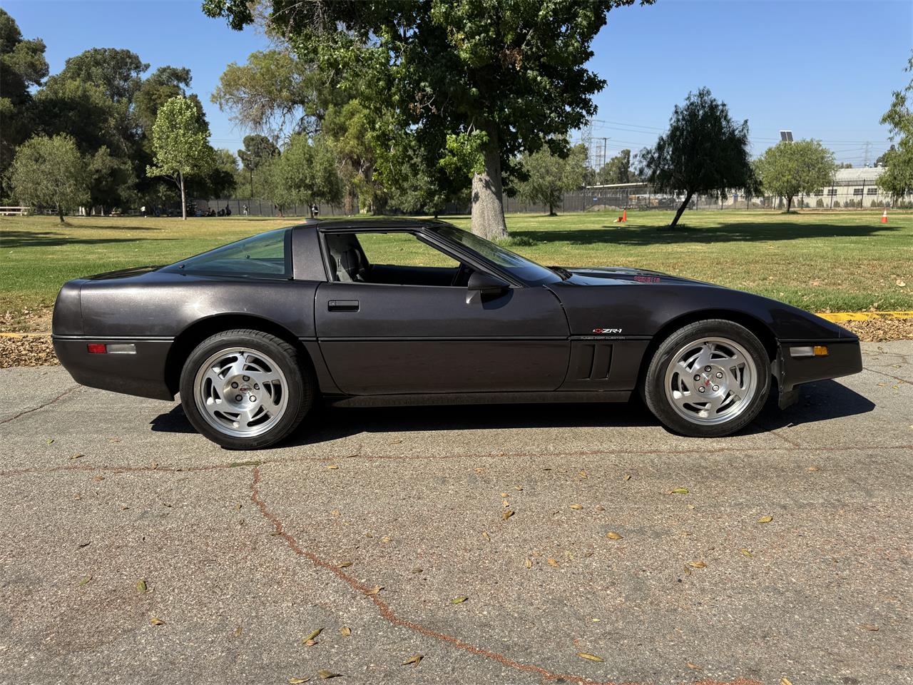 Chevrolet-Corvette-1990-Charcoal-metallic-Gray-Leather-16