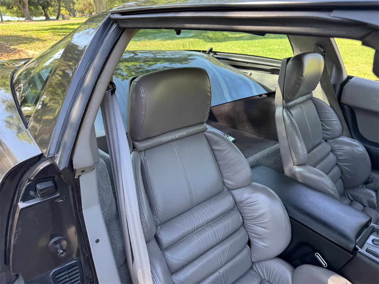 Chevrolet-Corvette-1990-Charcoal-metallic-Gray-Leather-20